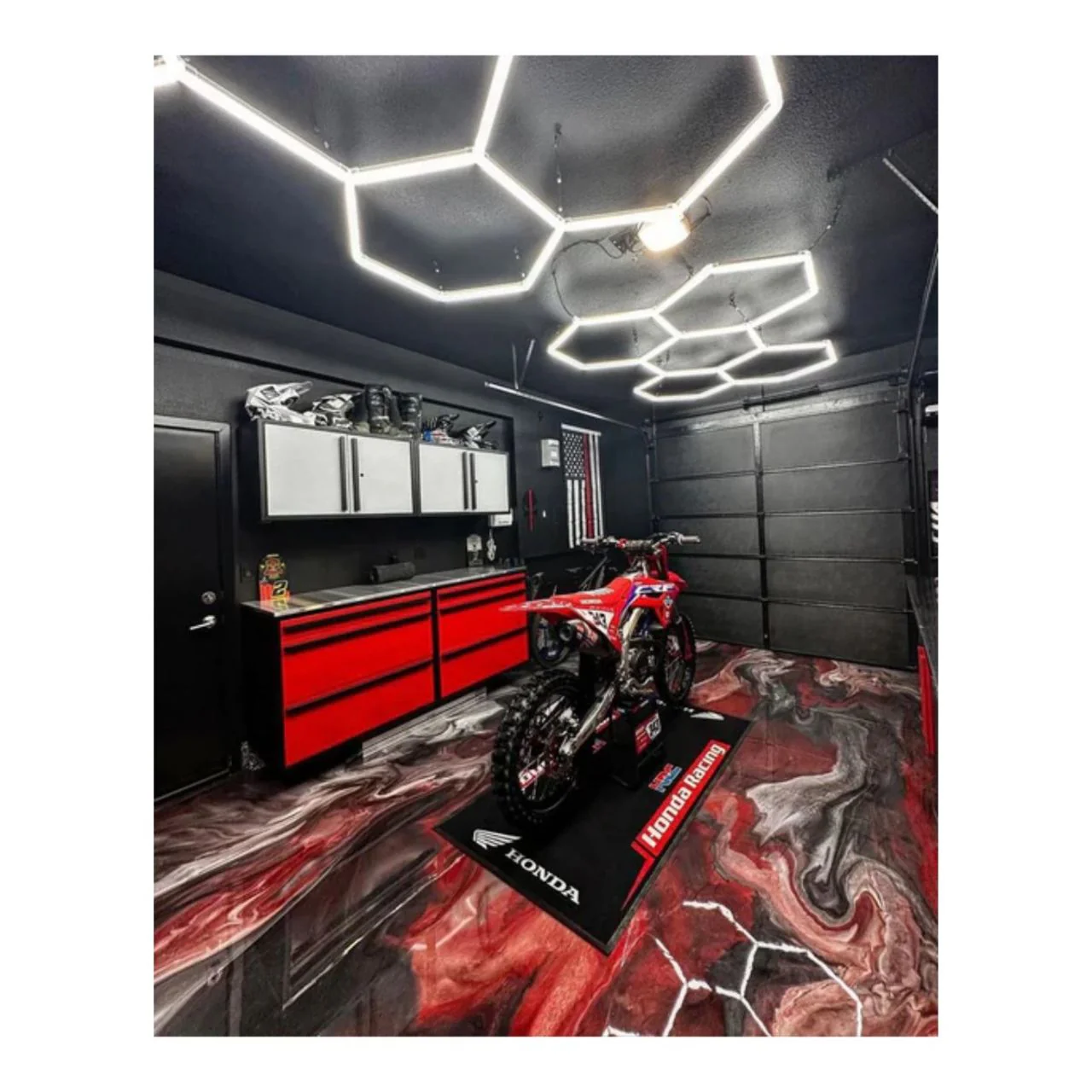 96in x 69in Hexagon Pattern LED Shop Light Kit - 144W - LumeGen - Image 6