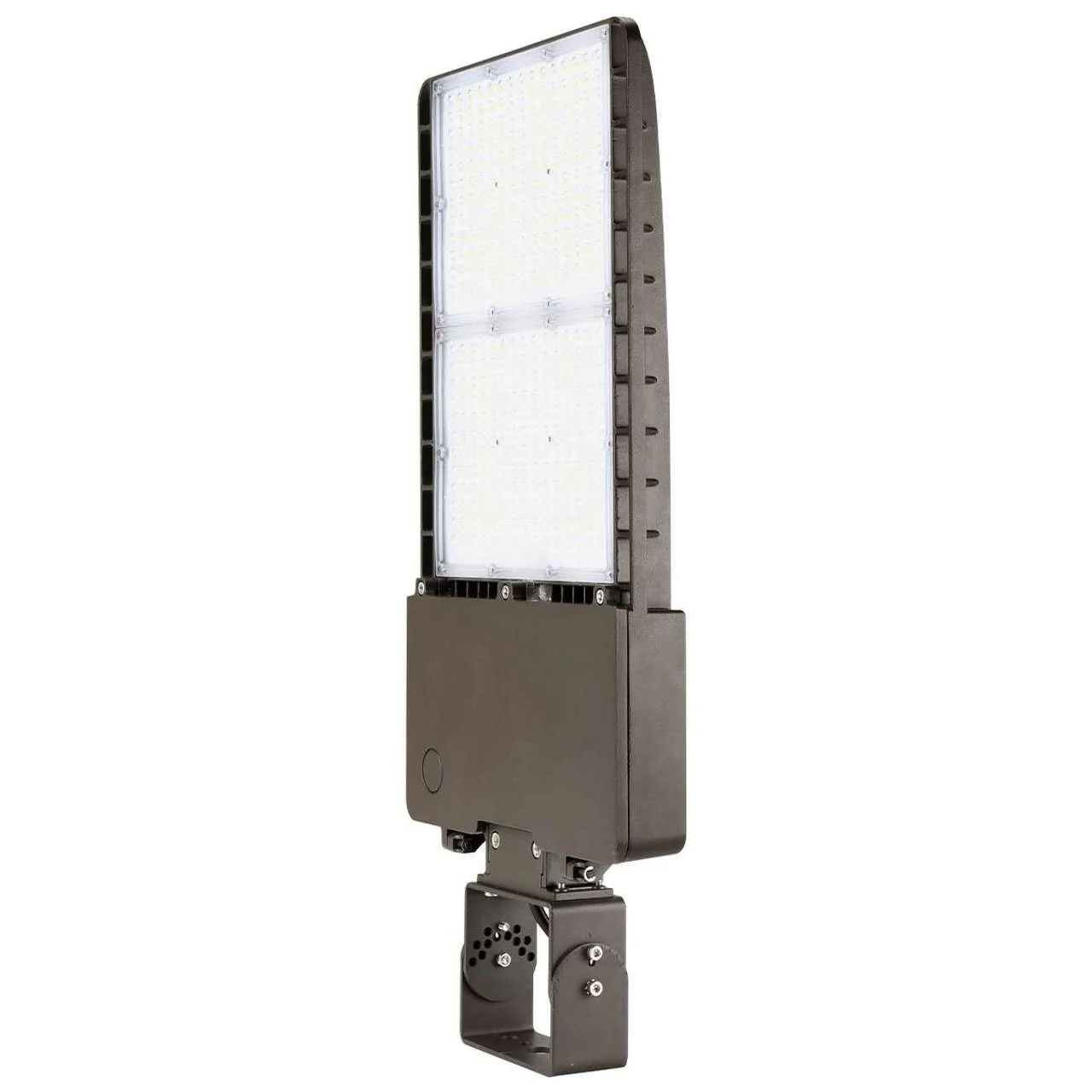 LED Area Light - 300W - 42,000 Lumens - Image 9
