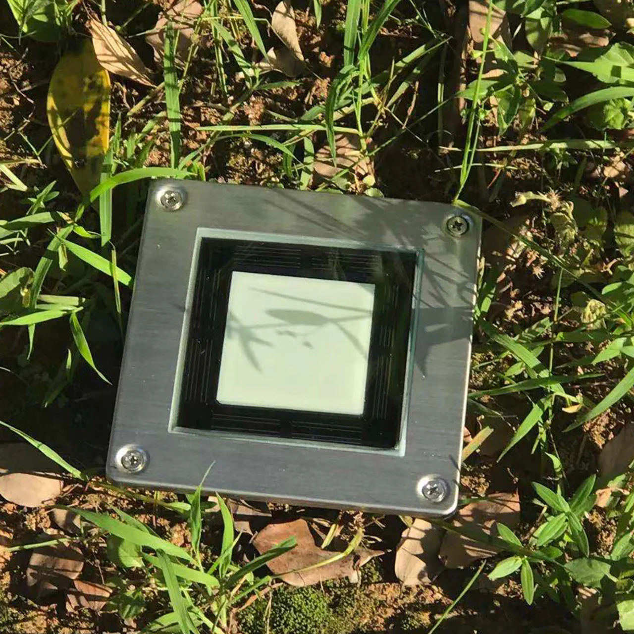 LED Solar Square Deck Light for outdoor driveway, garden, path, patio, or lawn - LumeGen - Image 8