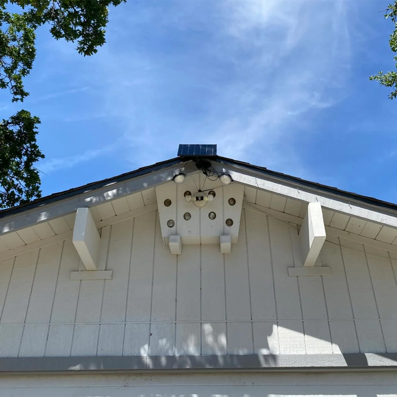 LED Solar Round Wall Light - 1540 Lumens - LumeGen - Image 7